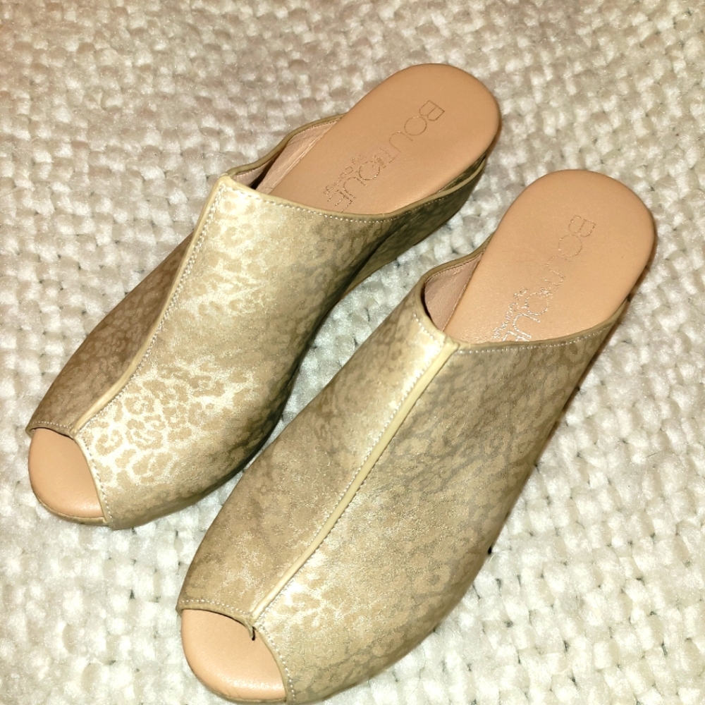 Gold animal print shoes